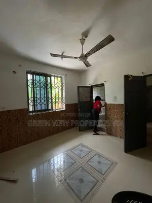 1bdrm Room & Parlour in Lapaz for rent