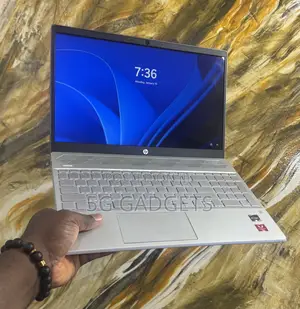 Laptop HP Pavilion 15 8GB AMD Ryzen 5 SSD 512GB