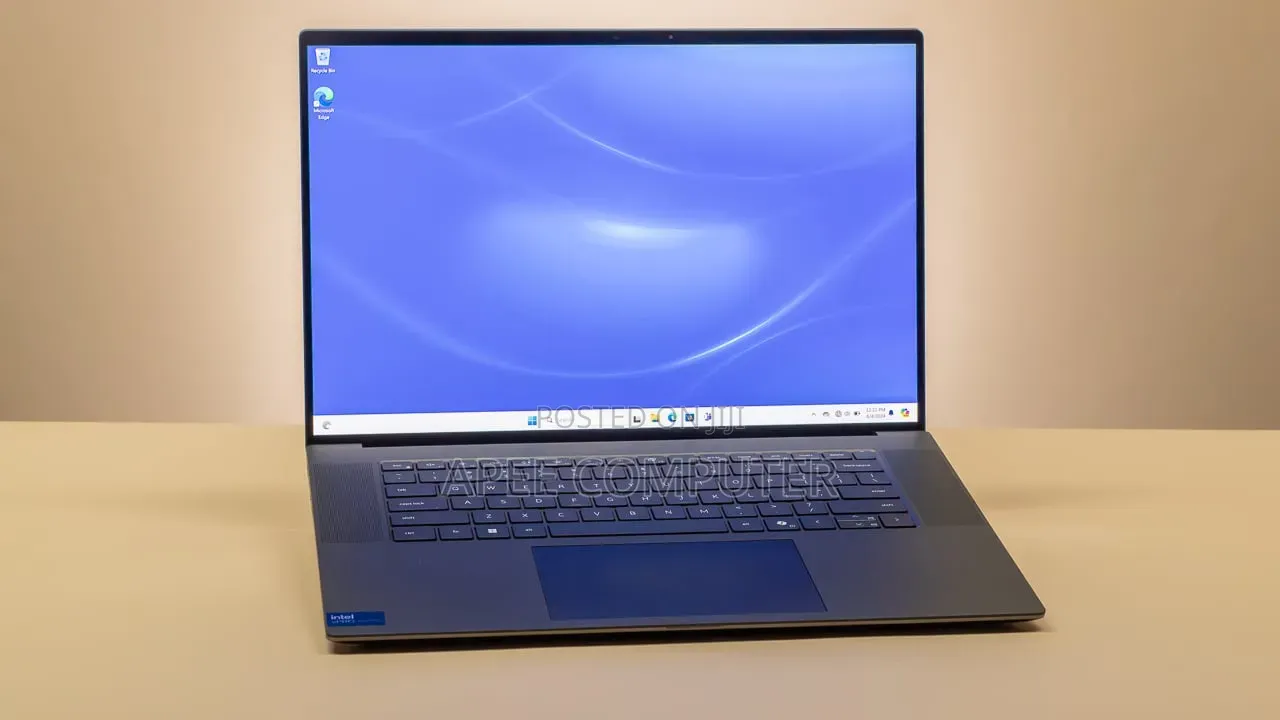 Laptop Dell Precision 5690 64GB Intel Core Ultra 7 SSD 2T