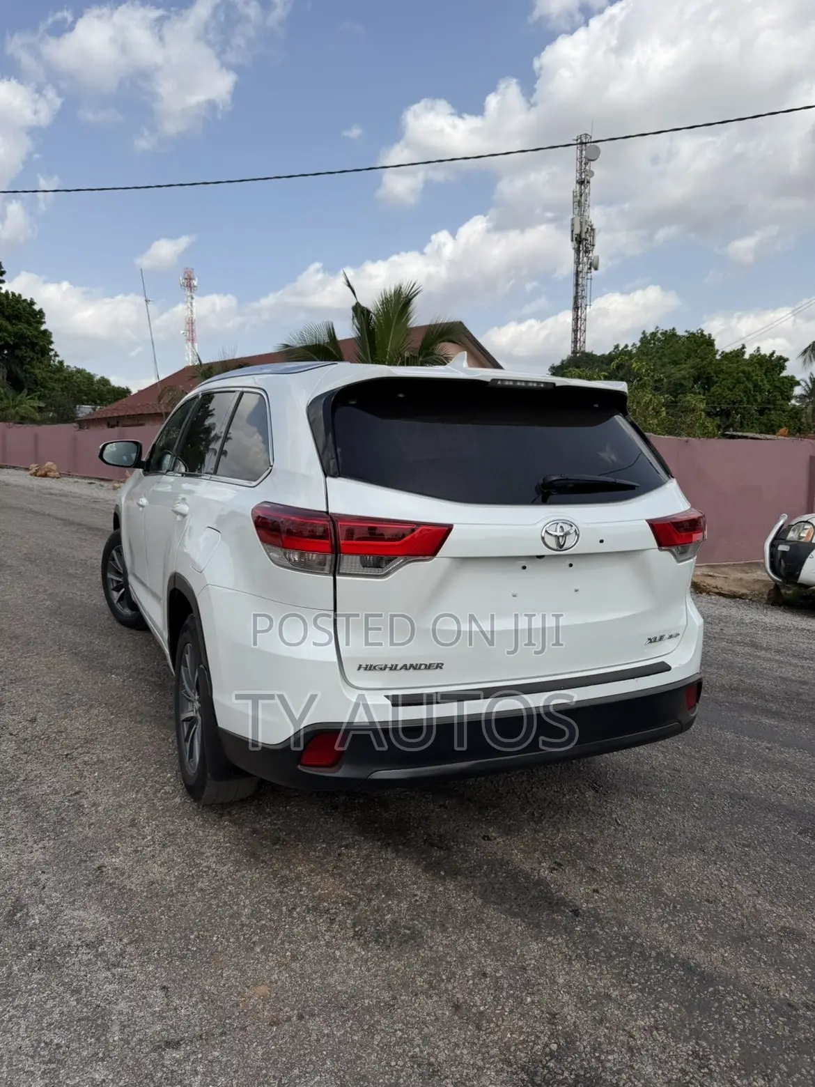 Toyota Highlander XLE 2019 White