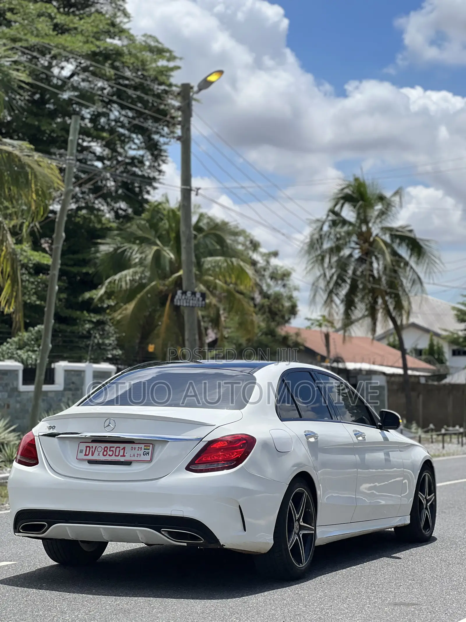 Mercedes-Benz C300 Base C300 AWD 4MATIC Sedan 2018 White