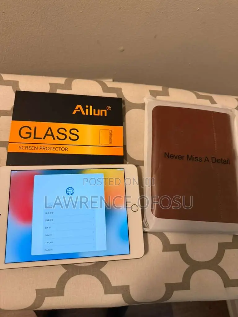 Apple iPad mini 4 64 GB Yellow
