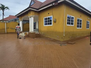 3bdrm House in Nyankyerenyease, Kumasi Metropolitan for rent