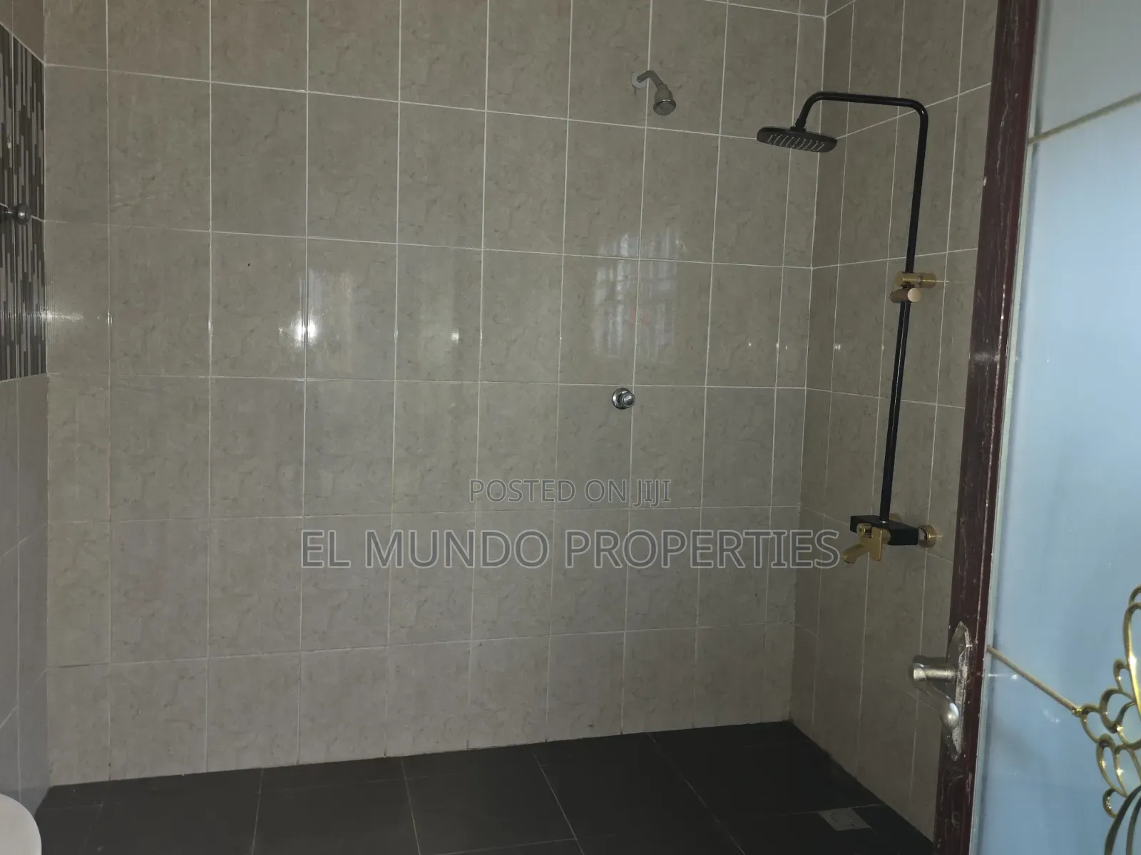 3bdrm House in Nyankyerenyease, Kumasi Metropolitan for rent