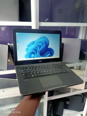 Laptop Dell Latitude 13 3380 4GB Intel Core i3 HDD 500GB