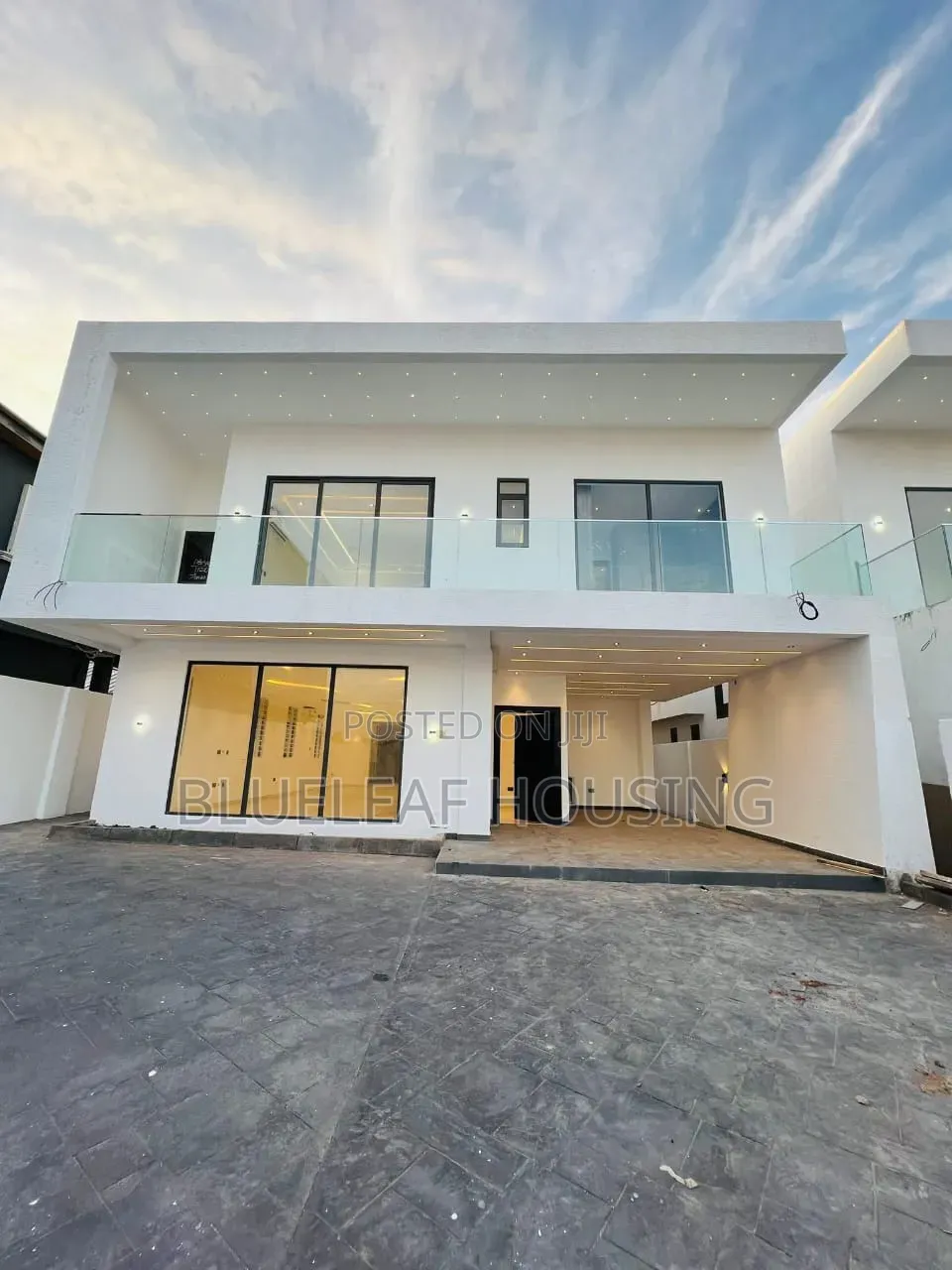 4bdrm House in Ashaley Botwe for sale