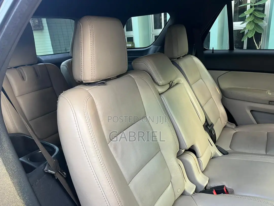 Ford Explorer Limited 4dr SUV AWD (3.5L 6cyl 6A) 2014 Brown