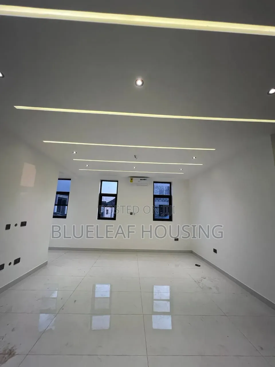 4bdrm House in Ashaley Botwe for sale
