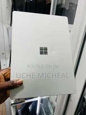 Laptop Microsoft Surface Book 2 8GB Intel Core i5 SSD 256GB