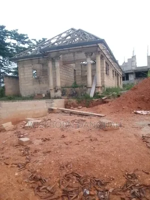 3bdrm House in East Akim Municipal for sale