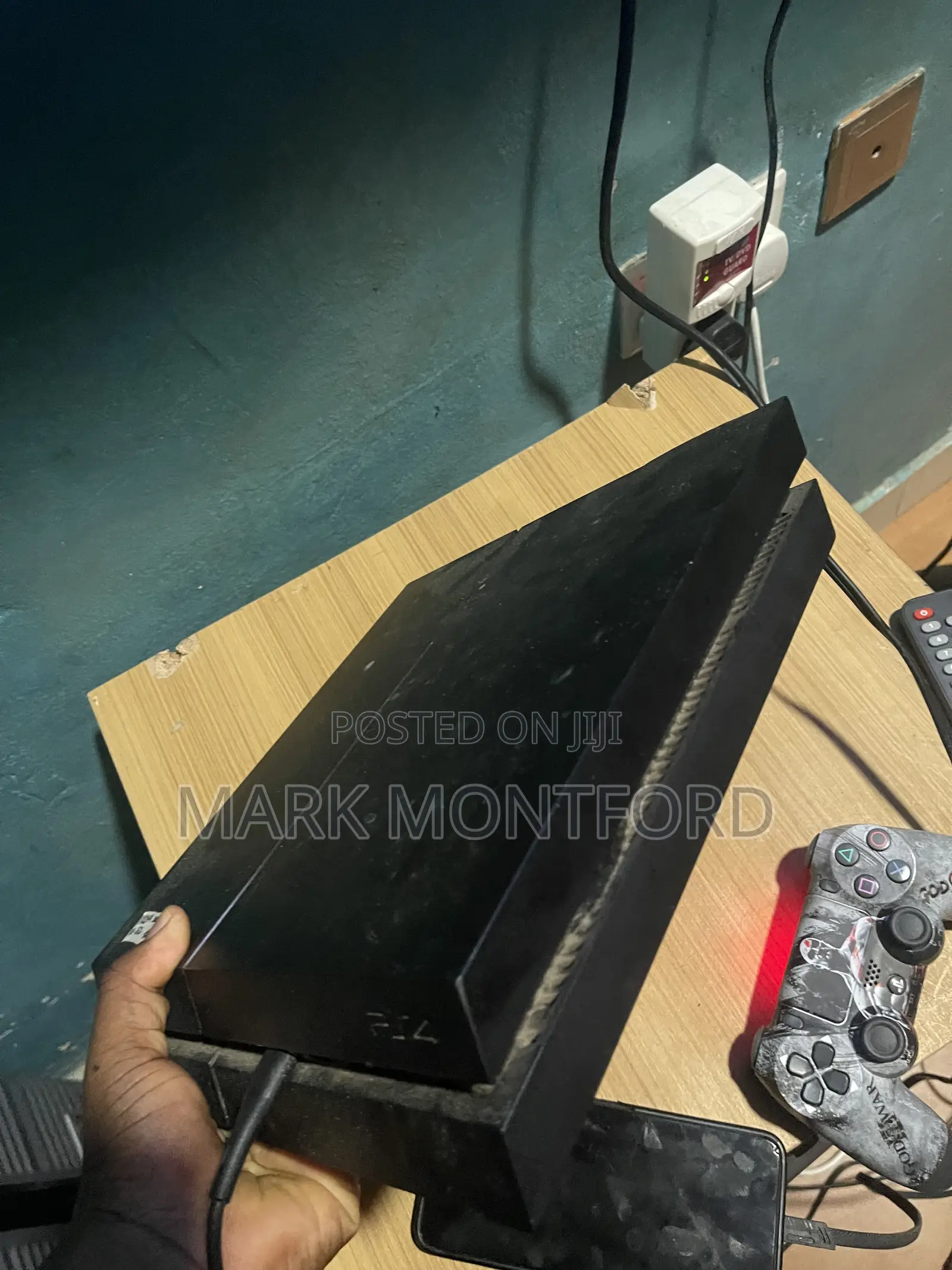 Game Console