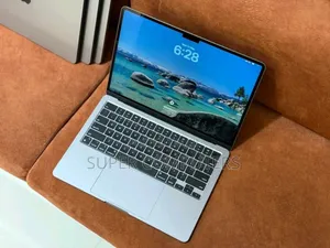 New Laptop Apple MacBook Air 2023 M2 16GB Apple M2 SSD 500GB