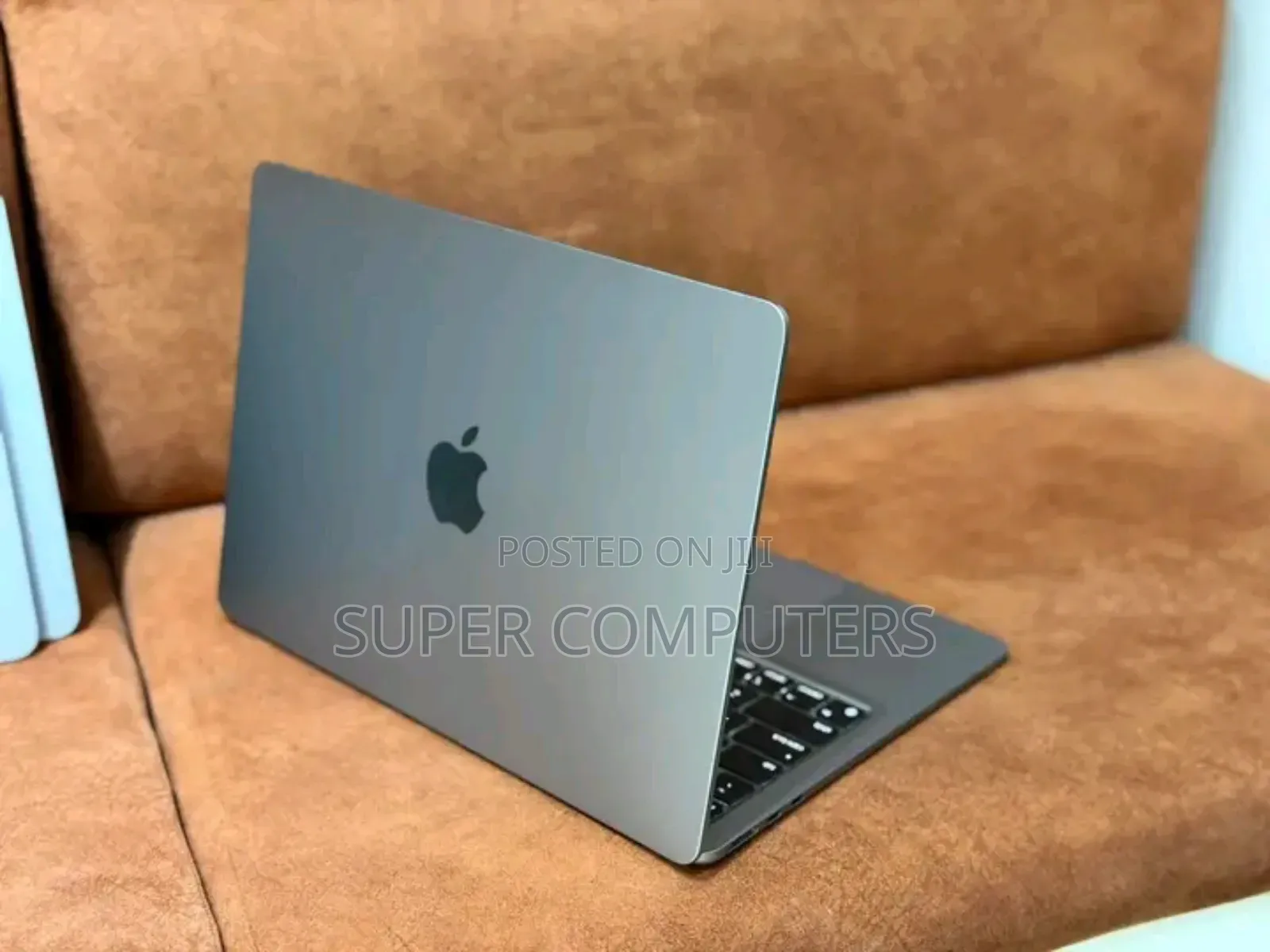 New Laptop Apple MacBook Air 2023 M2 16GB Apple M2 SSD 500GB