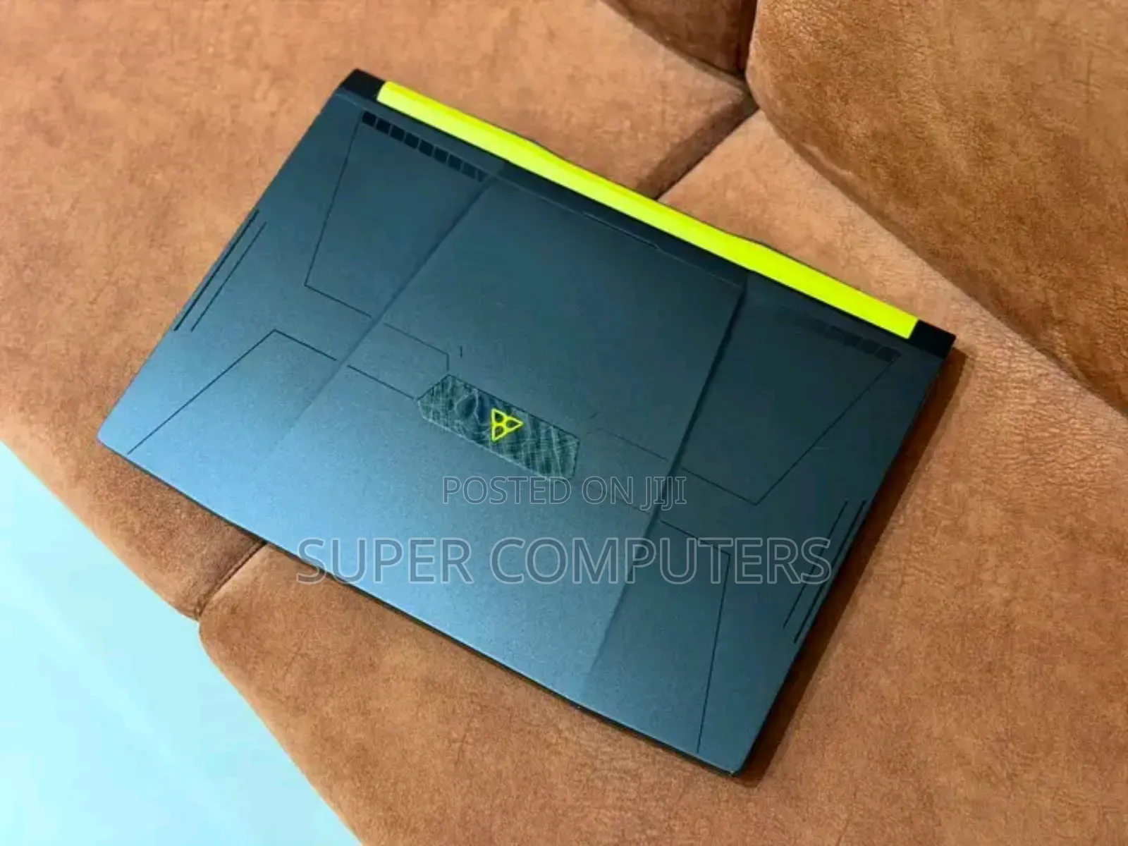 New Laptop MSI Katana 15 16GB Intel Core i7 SSD 512GB