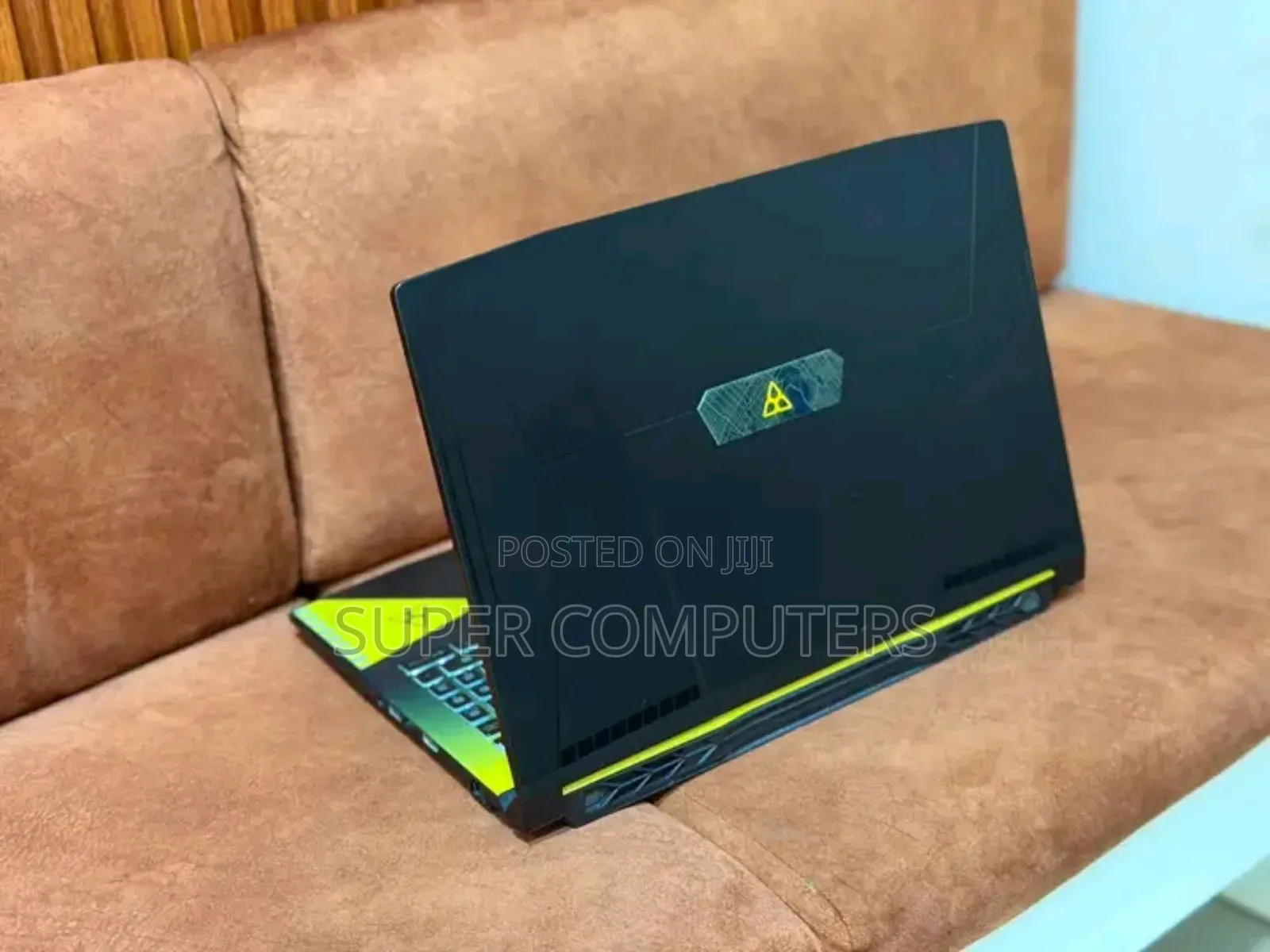 New Laptop MSI Katana 15 16GB Intel Core i7 SSD 512GB