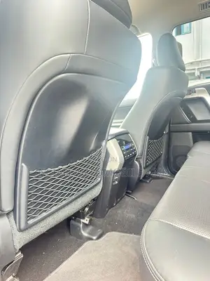 Toyota Land Cruiser Prado 2023 Gray