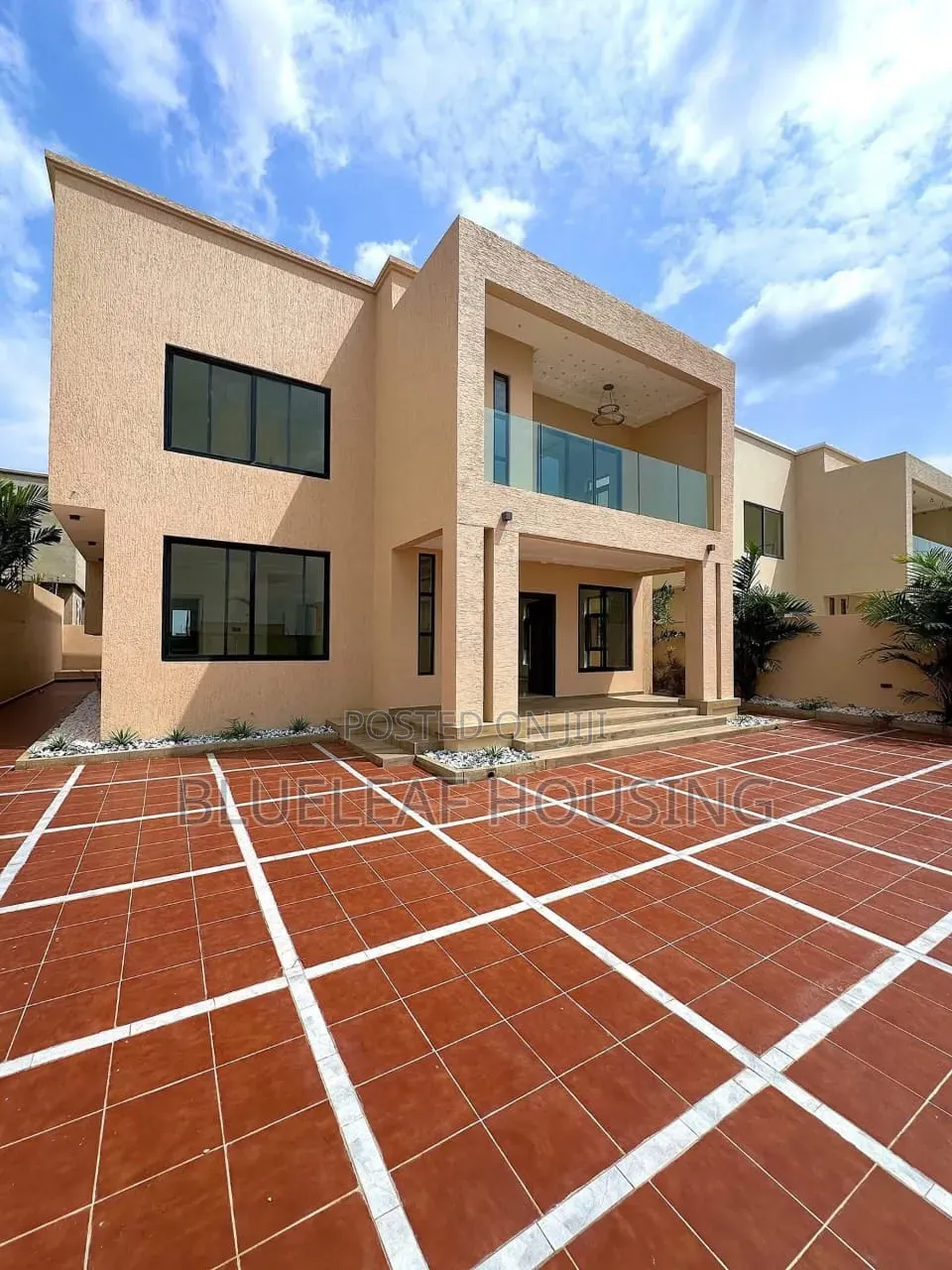 4bdrm House in Ashaley Botwe for sale