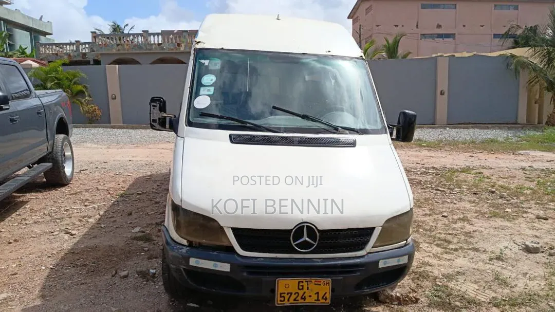 Mercedes-Benz Sprinter 1999 White