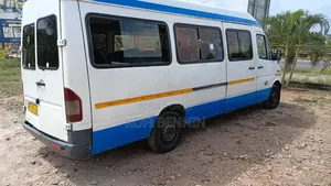Mercedes-Benz Sprinter 1999 White