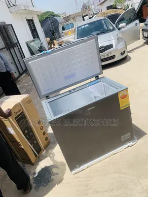 Shop From Us for Your Chest Freezer Single Door 19