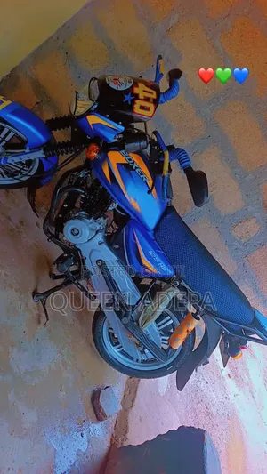 Bajaj Boxer 125 2026 Blue