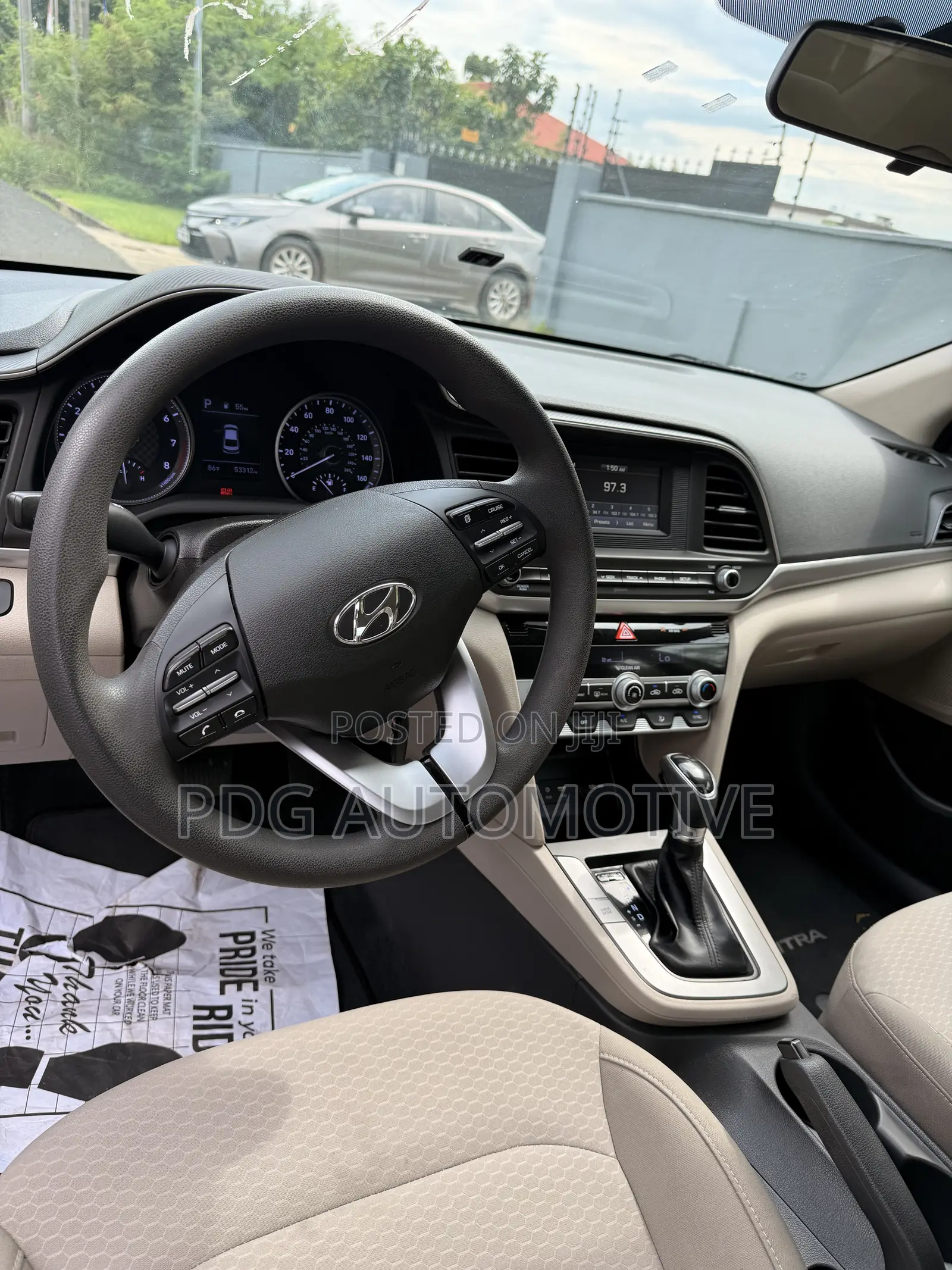 Hyundai Elantra 2019 Black