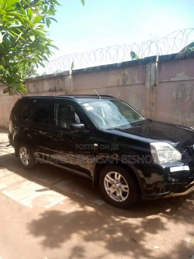 Nissan X-Trail 2.0 Petrol XE 2012 Black