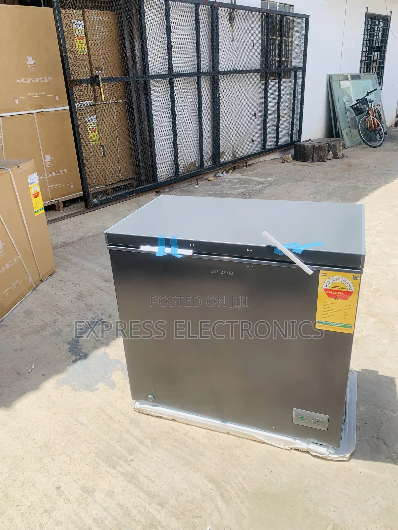Purchase the New Grey Chest Freezer 198l Single Door Samsung