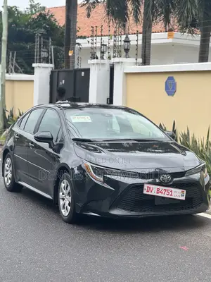 Toyota Corolla LE 2021 Black