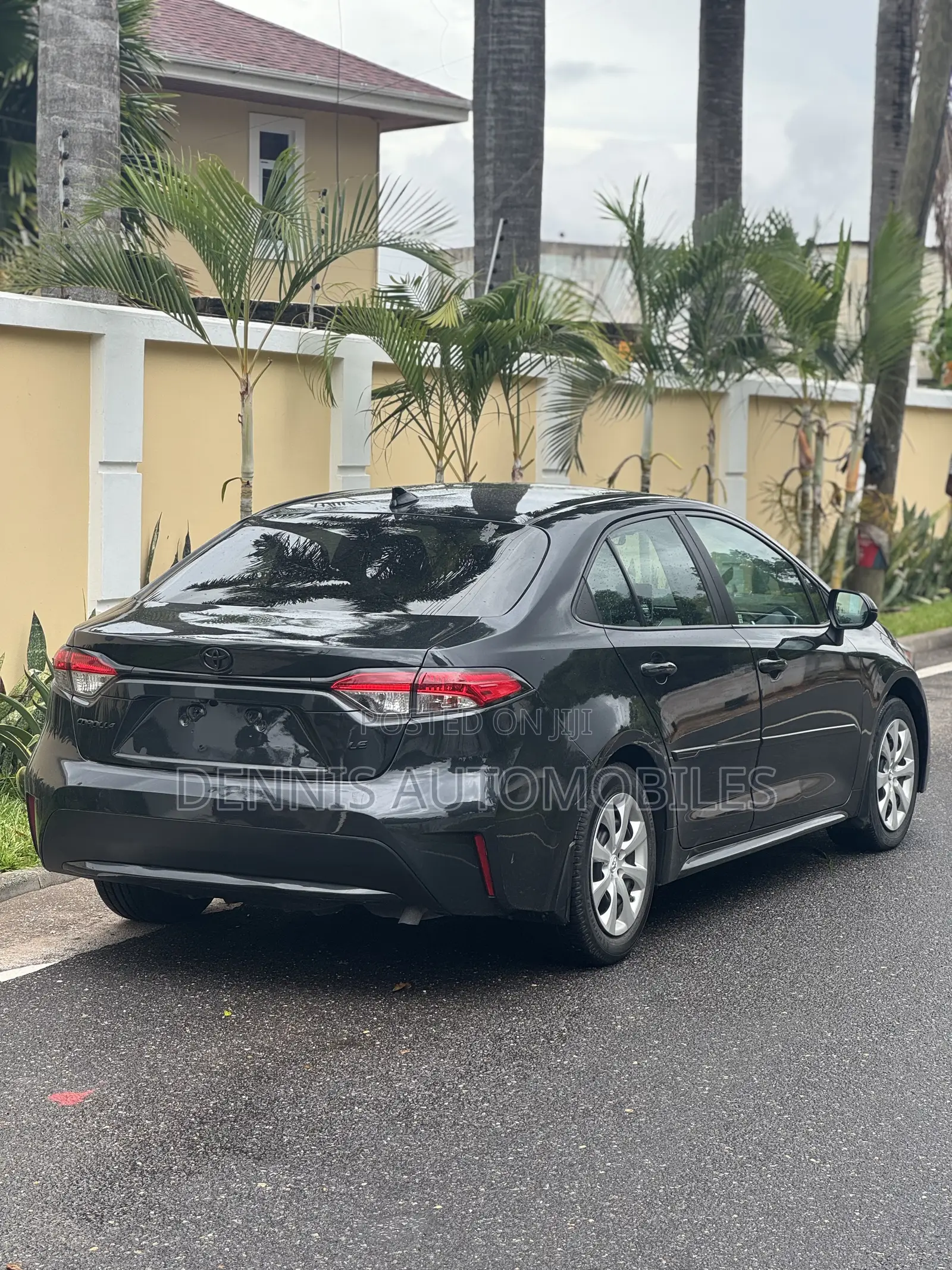 Toyota Corolla LE 2021 Black
