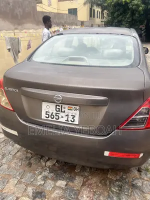 Nissan Almera 2013 Silver