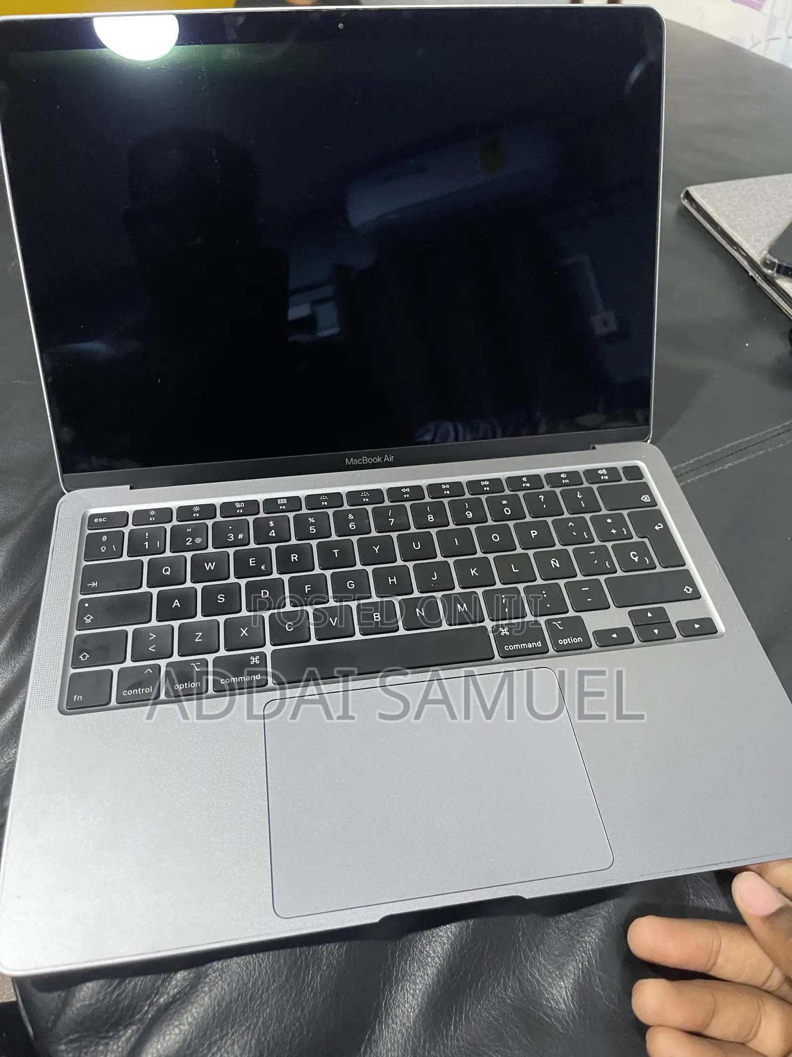 Macbook Air 2020 Screen