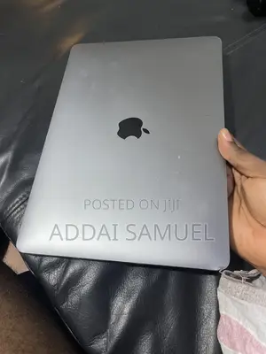 Macbook Air 2020 Screen