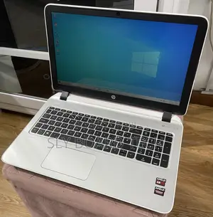 Laptop HP Pavilion 15 8GB AMD A8 HDD 1T