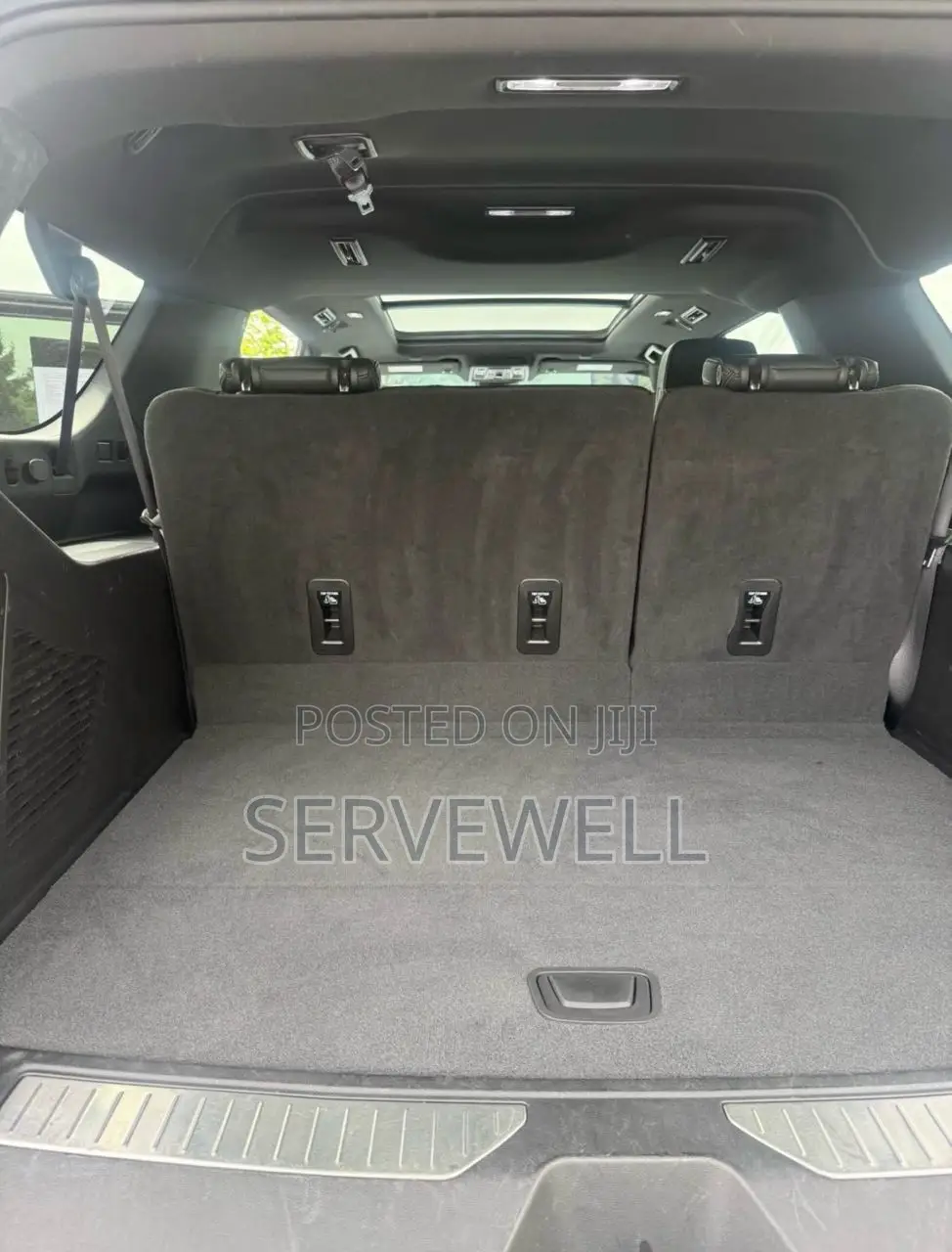 Chevrolet Suburban RST 2023 Black