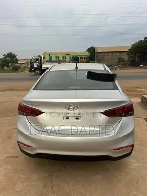 Hyundai Elantra 2020 Silver