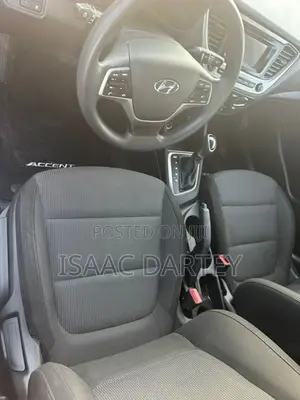 Hyundai Elantra 2020 Silver
