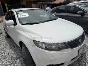 Kia Forte EX Sedan 2012 White
