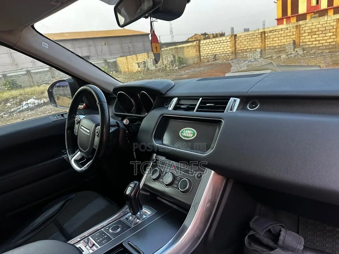 Land Rover Range Rover Sport HSE 4x4 (3.0L 6cyl 8A) 2017 Black