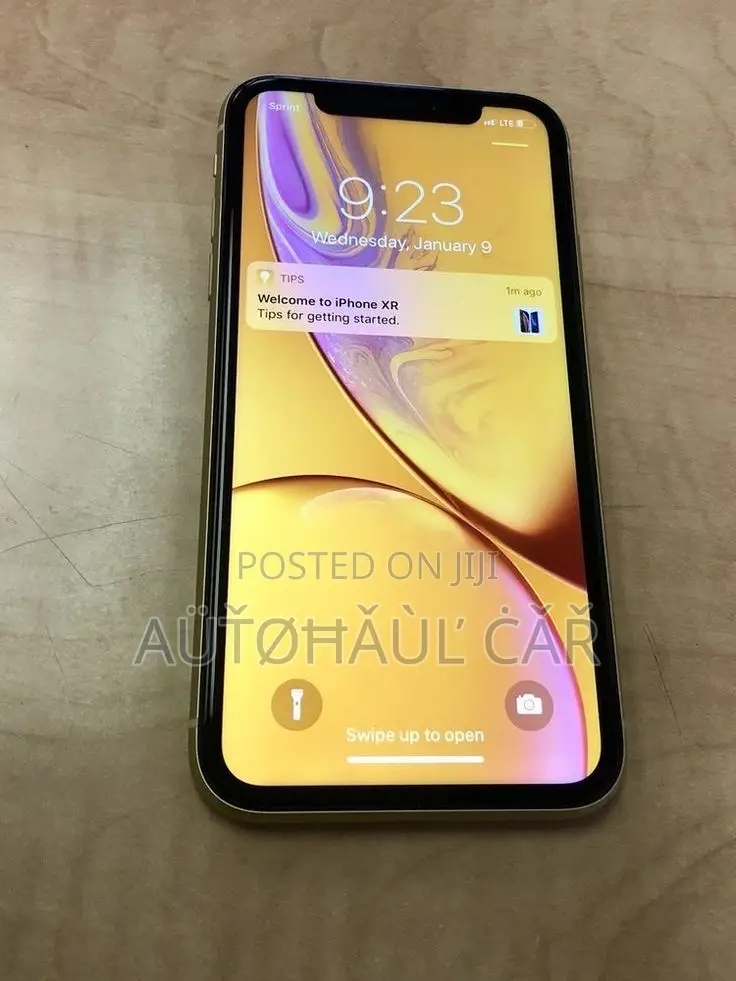 Apple iPhone XR 64 GB Yellow