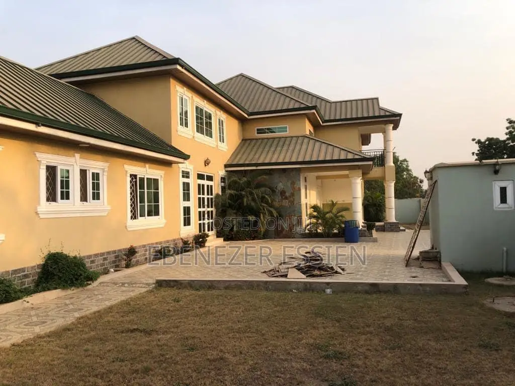 Furnished 4bdrm House in Amrahia for sale