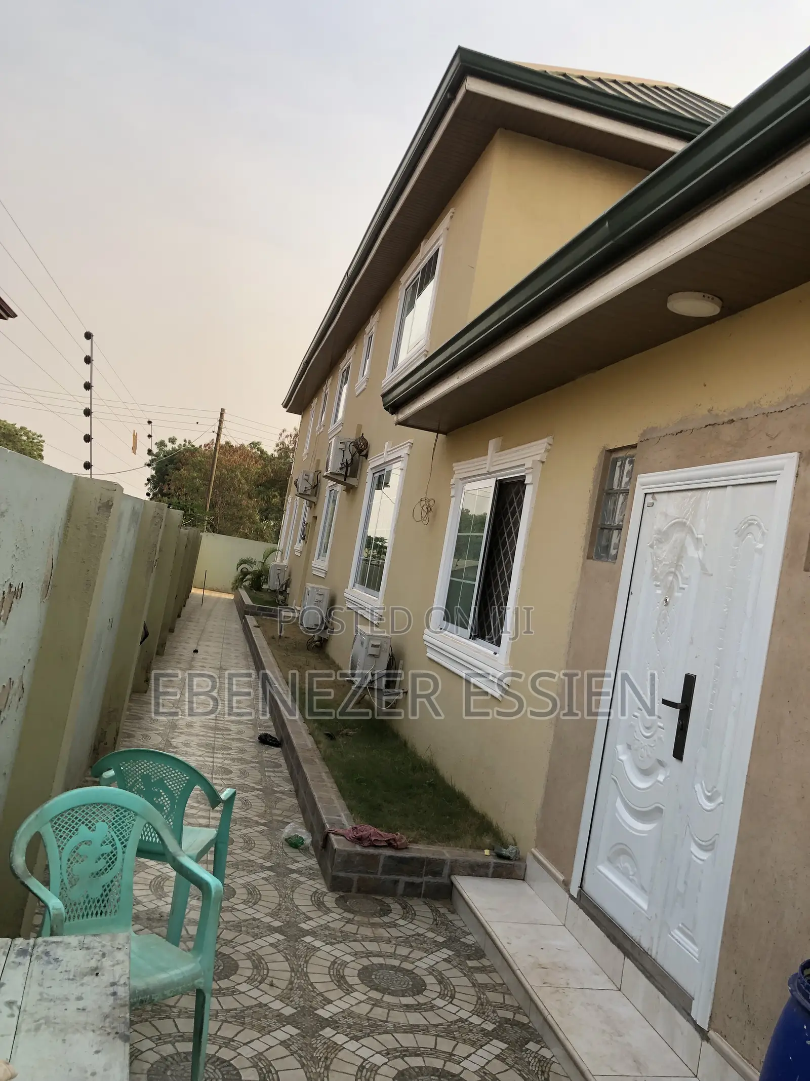 Furnished 4bdrm House in Amrahia for sale