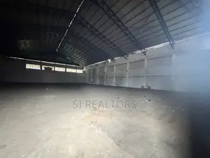 1,500sqm Warehouse in Spintex