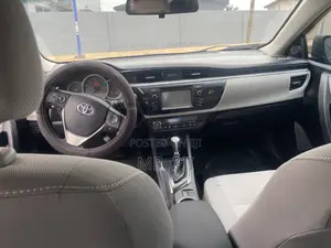 Toyota Corolla 2016 Black