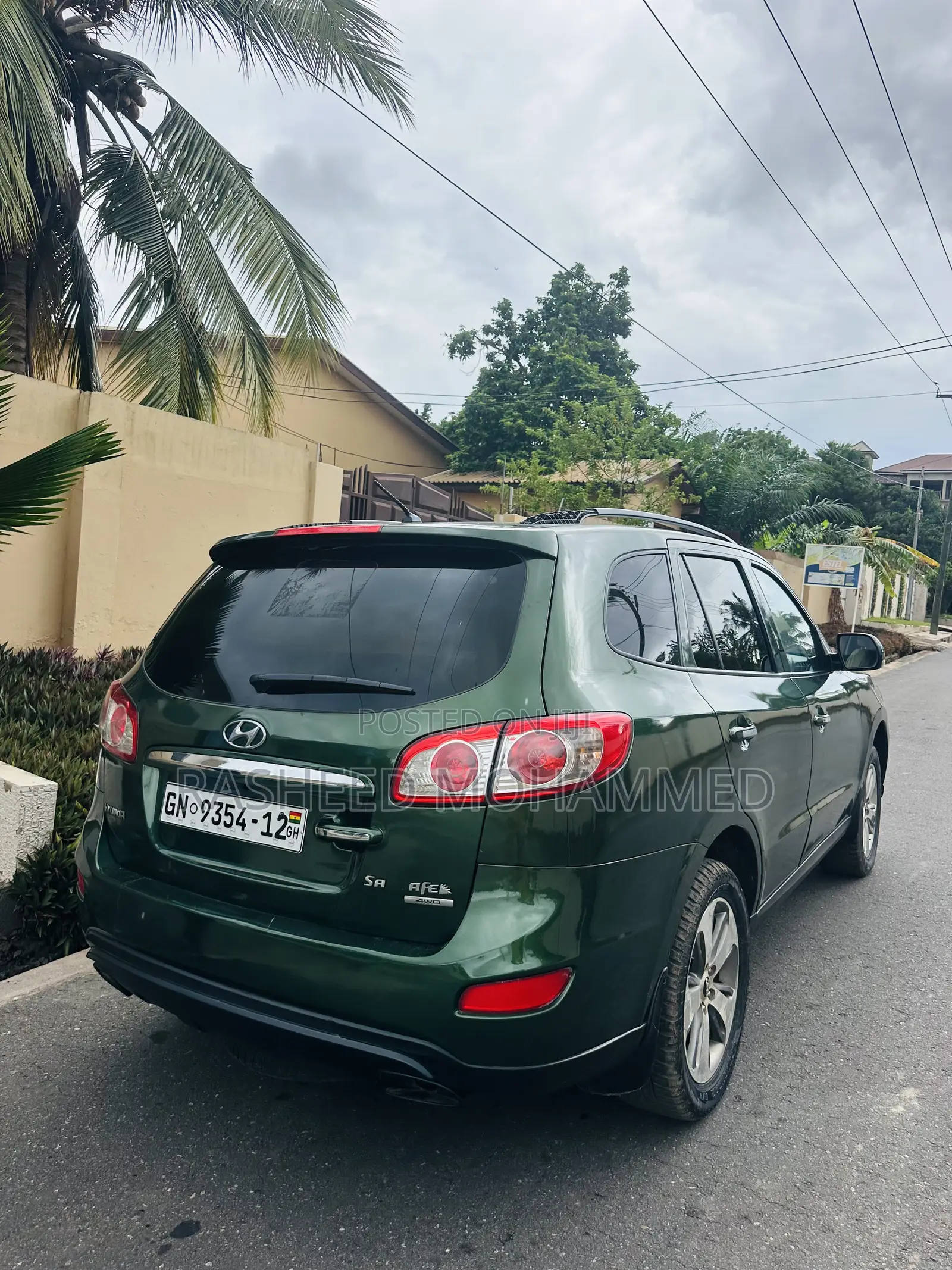 Hyundai Santa Fe 2012 Green