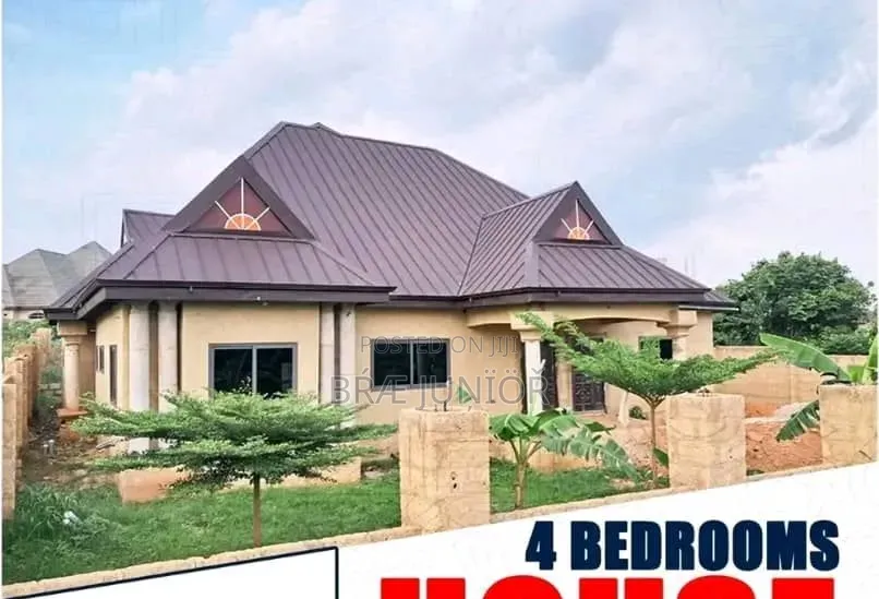 4 Bedroom House for Sale With Laundry and Store Room