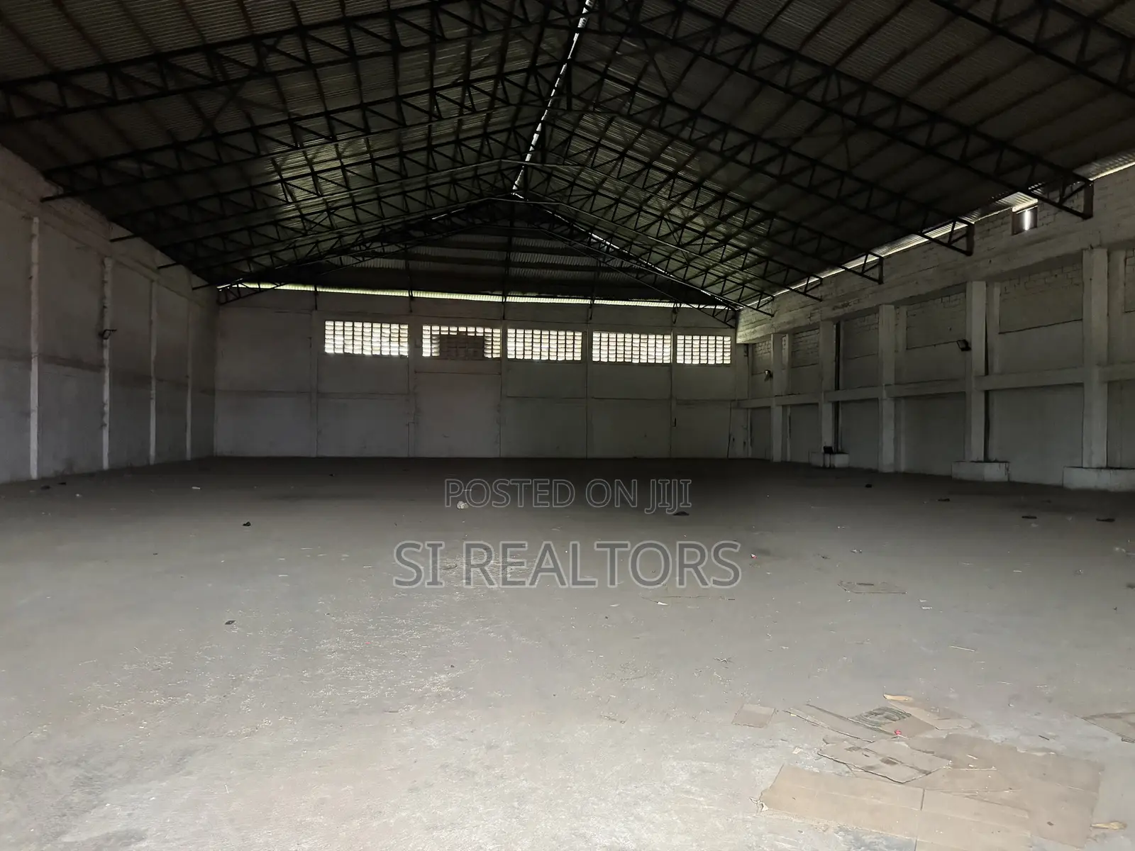 1,500sqm Warehouse in Spintex