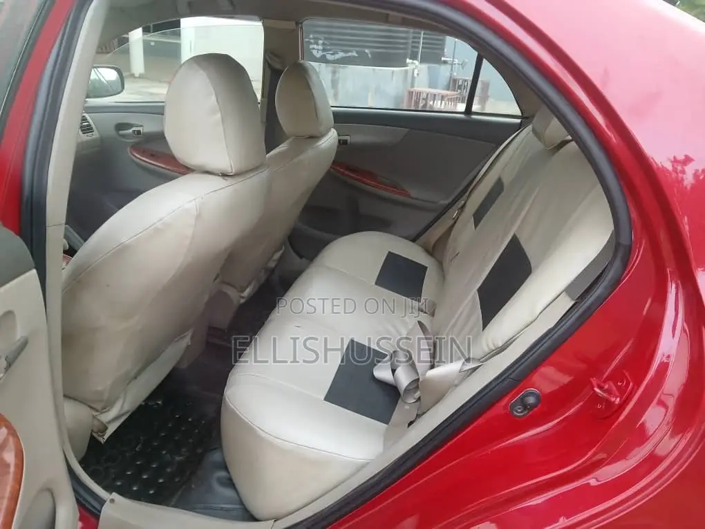 Toyota Corolla Base 4dr Sedan (1.8L 4cyl 5M) 2009 Red