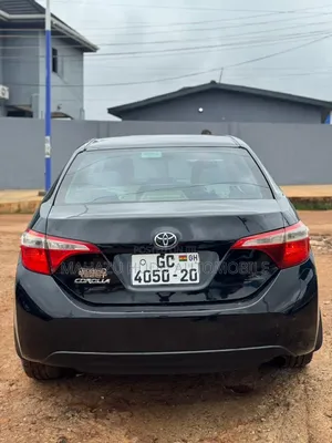 Toyota Corolla LE 4dr Sedan (1.8L 4cyl CVT) 2015 Black