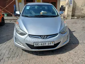 Hyundai Elantra GLS Sedan FWD (1.8L 4cyl 6M) 2013 Silver